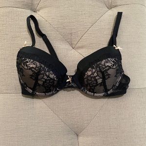 Bra Lot Sizes 32A, 32B, 34A